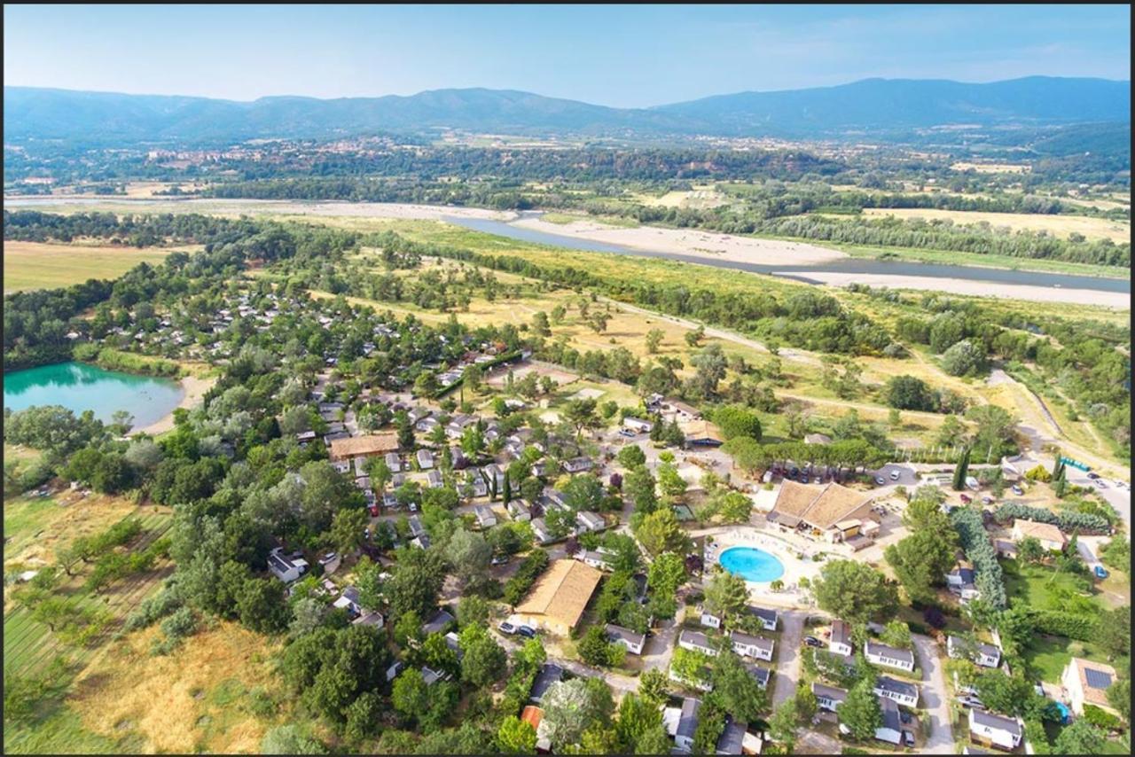 Camping Domaine Des Iscles La Roque d'Antheron Bagian luar foto