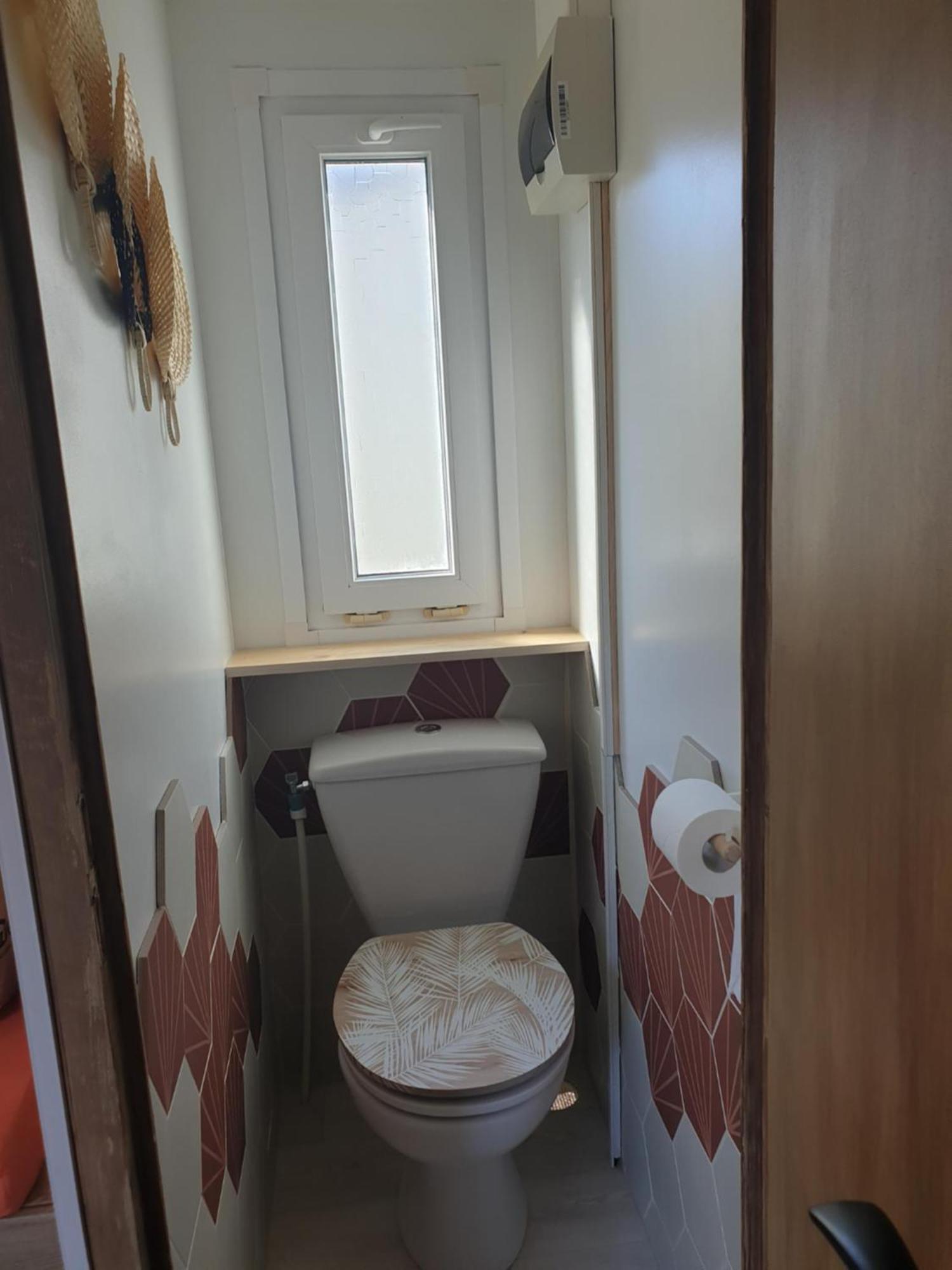 Camping Domaine Des Iscles La Roque d'Antheron Bagian luar foto